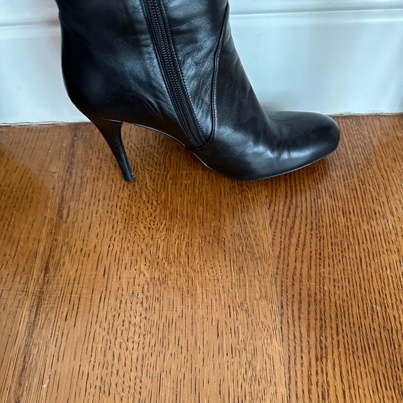 Stuart Weitzman side zipper high heel boots - Picture 9 of 16